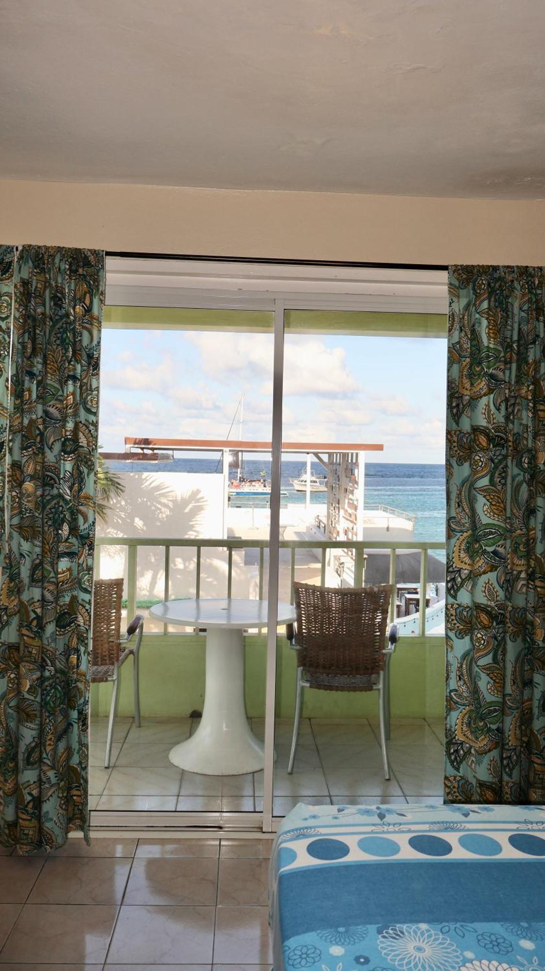 Ocean Palms Hotel Ocho Rios Luaran gambar